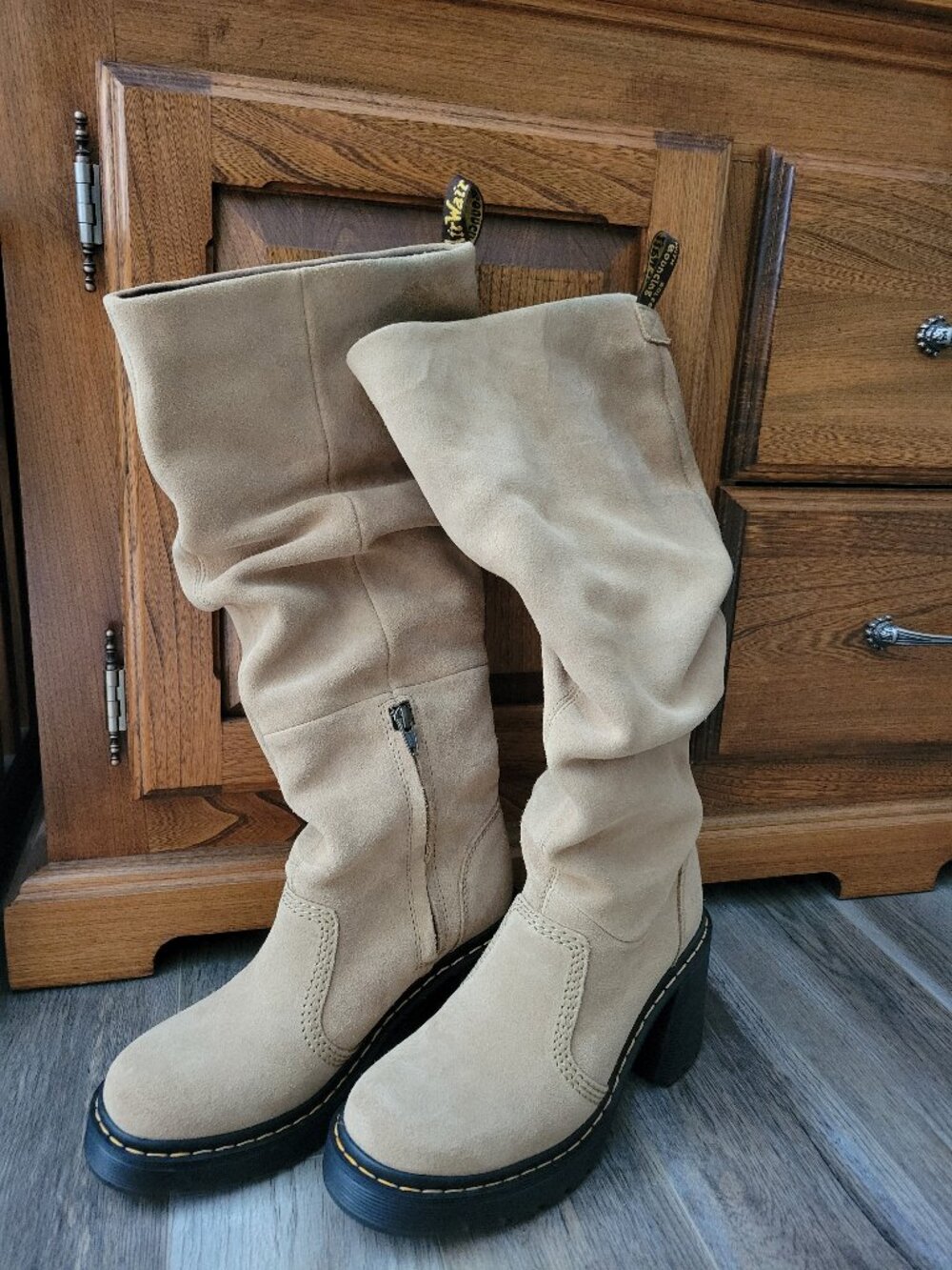 DR. MARTENS Kasey boots